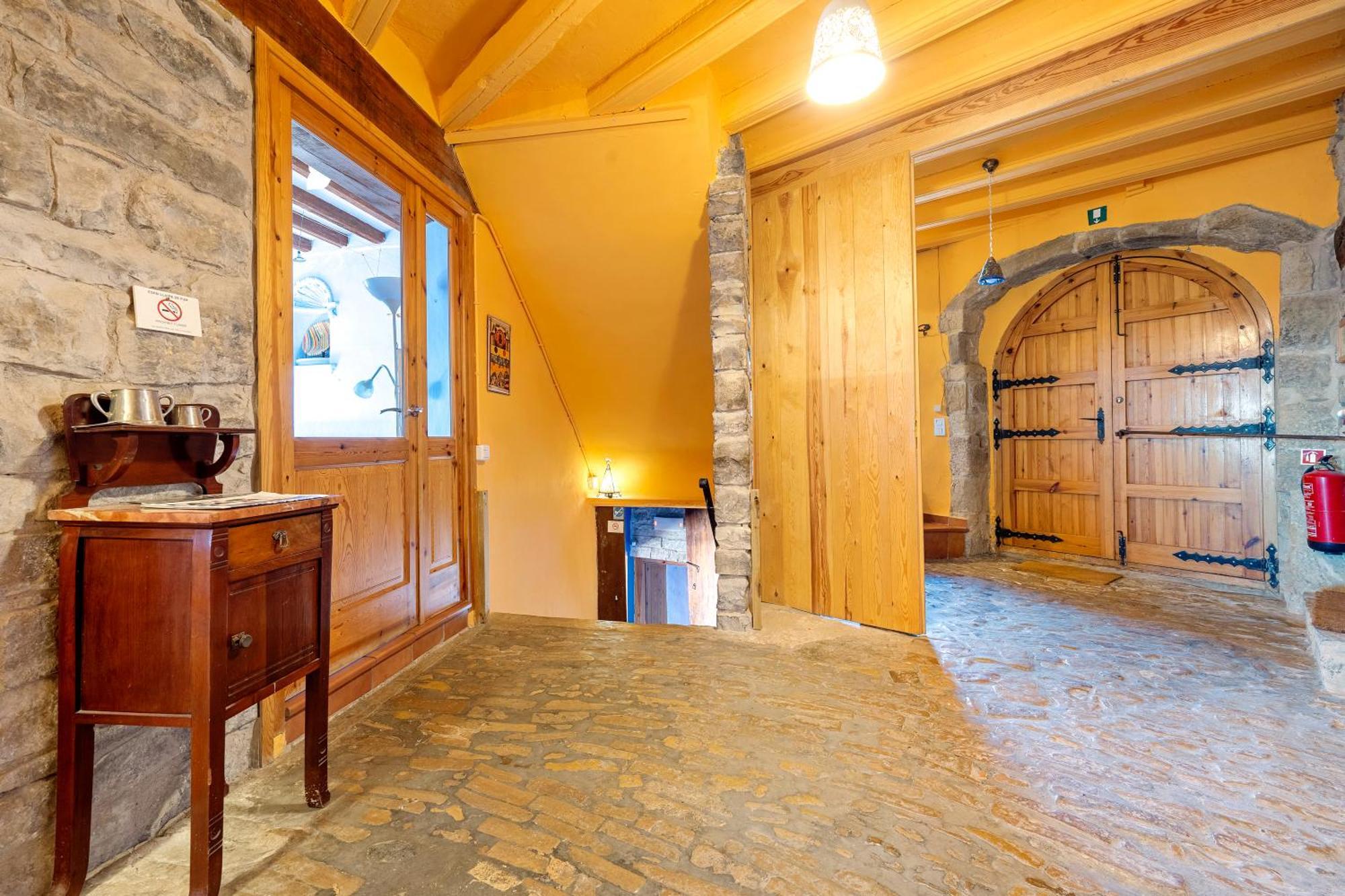 Can Gasol Turisme Rural Guialmons エクステリア 写真